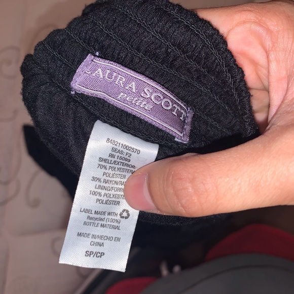 🔥 3/$20 Black Midi Flare Skirt - Picture 3 of 4